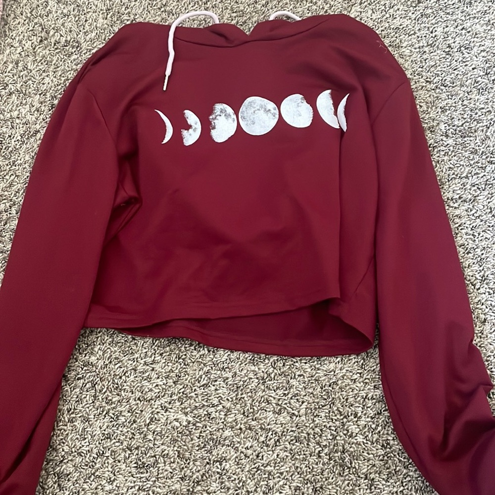 Maroon moon crop top